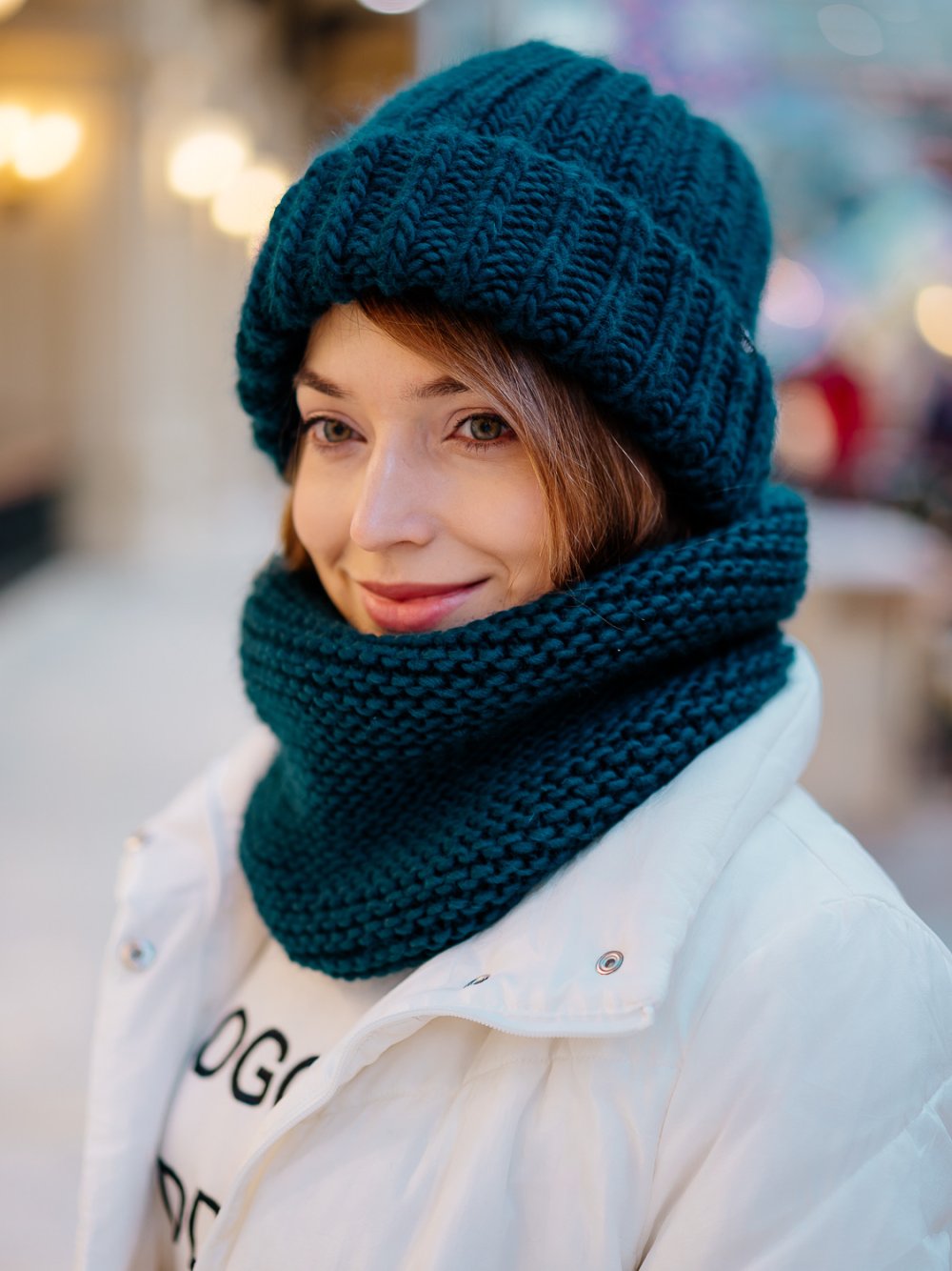 Шапка крупной вязки