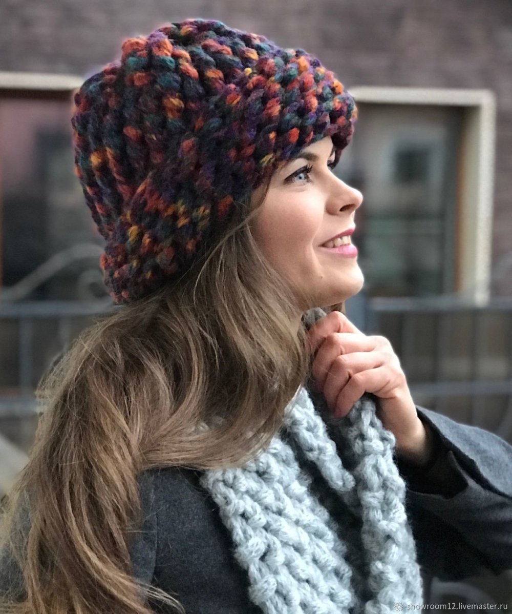 Объемная шапка