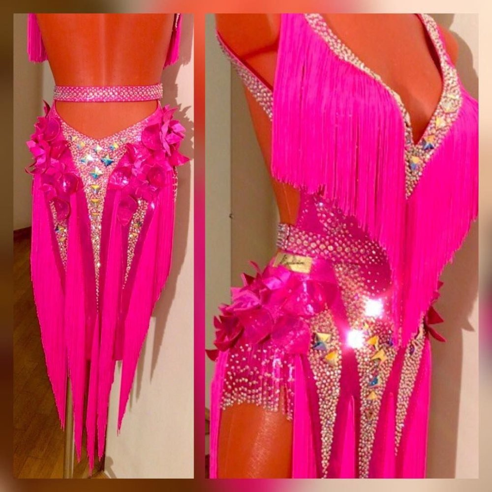 Костюм для самбы женский