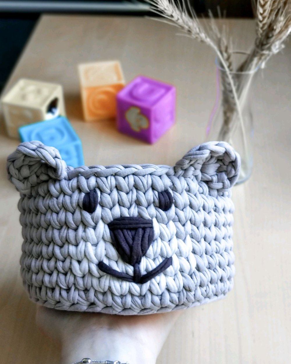 Корзина из ленточной пряжи