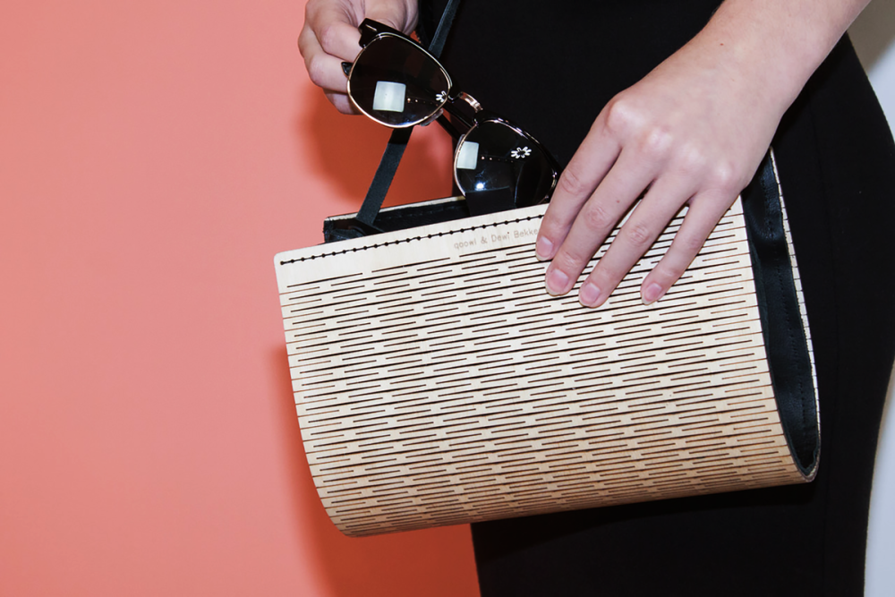 Сумка из фанеры и кожи