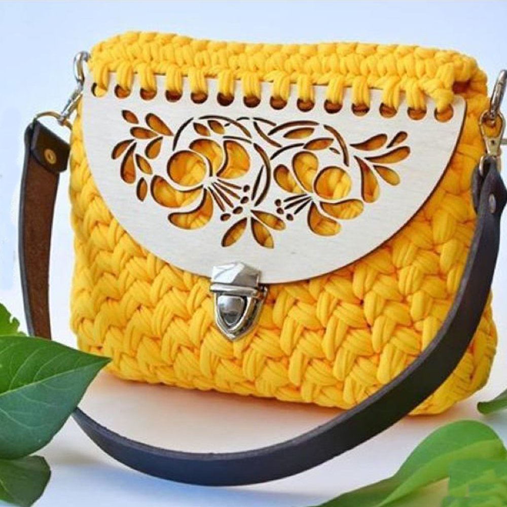 Сумочка из дерева