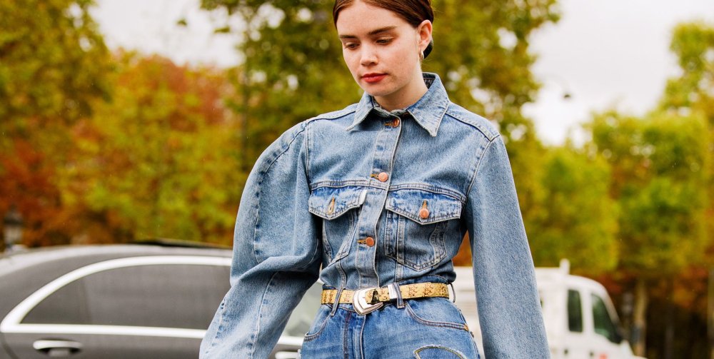 Желтая джинсовка женская