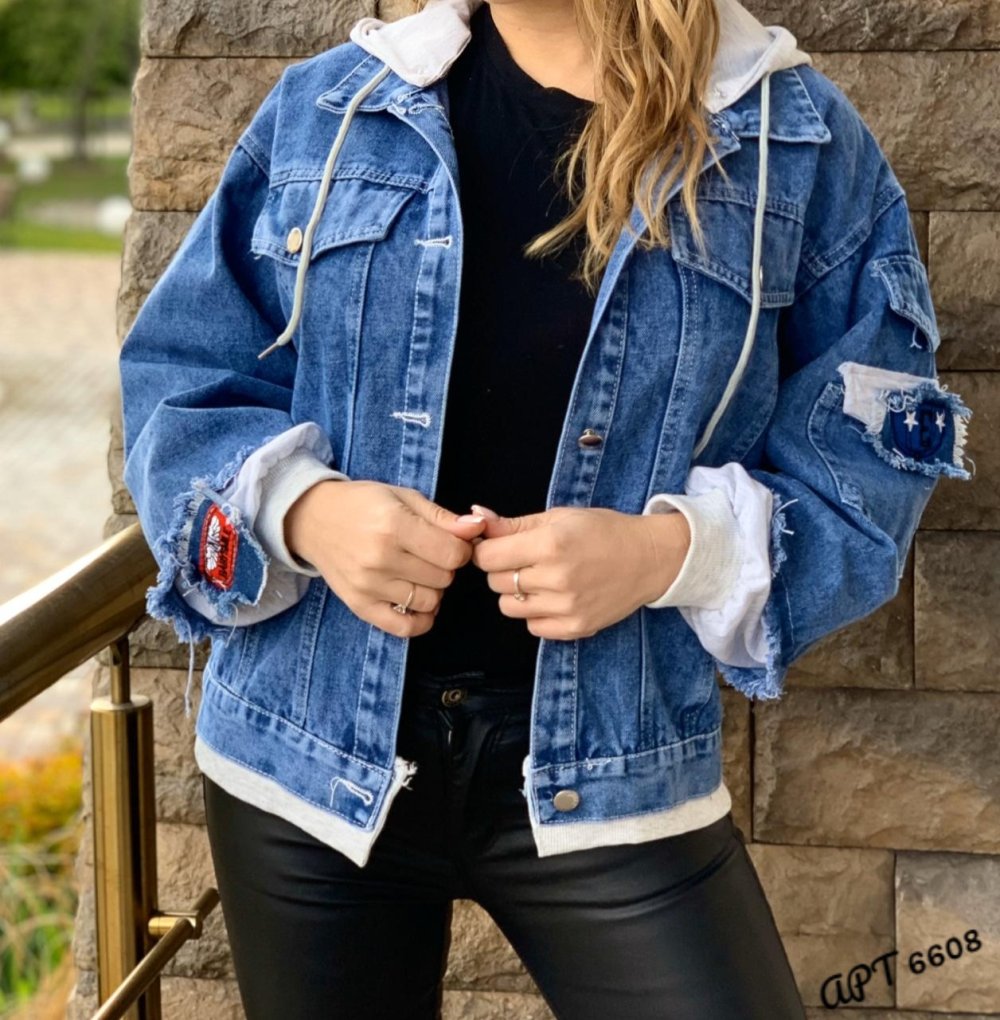 Заниженная линия плеча куртка