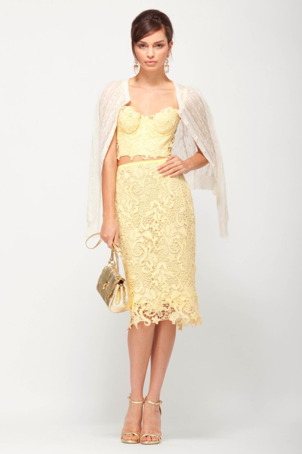 Черное кружевное платье Дольче Габбана