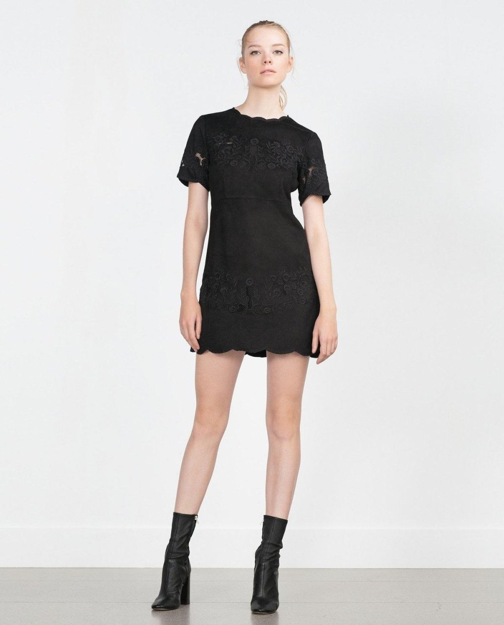 Платье Зара черное