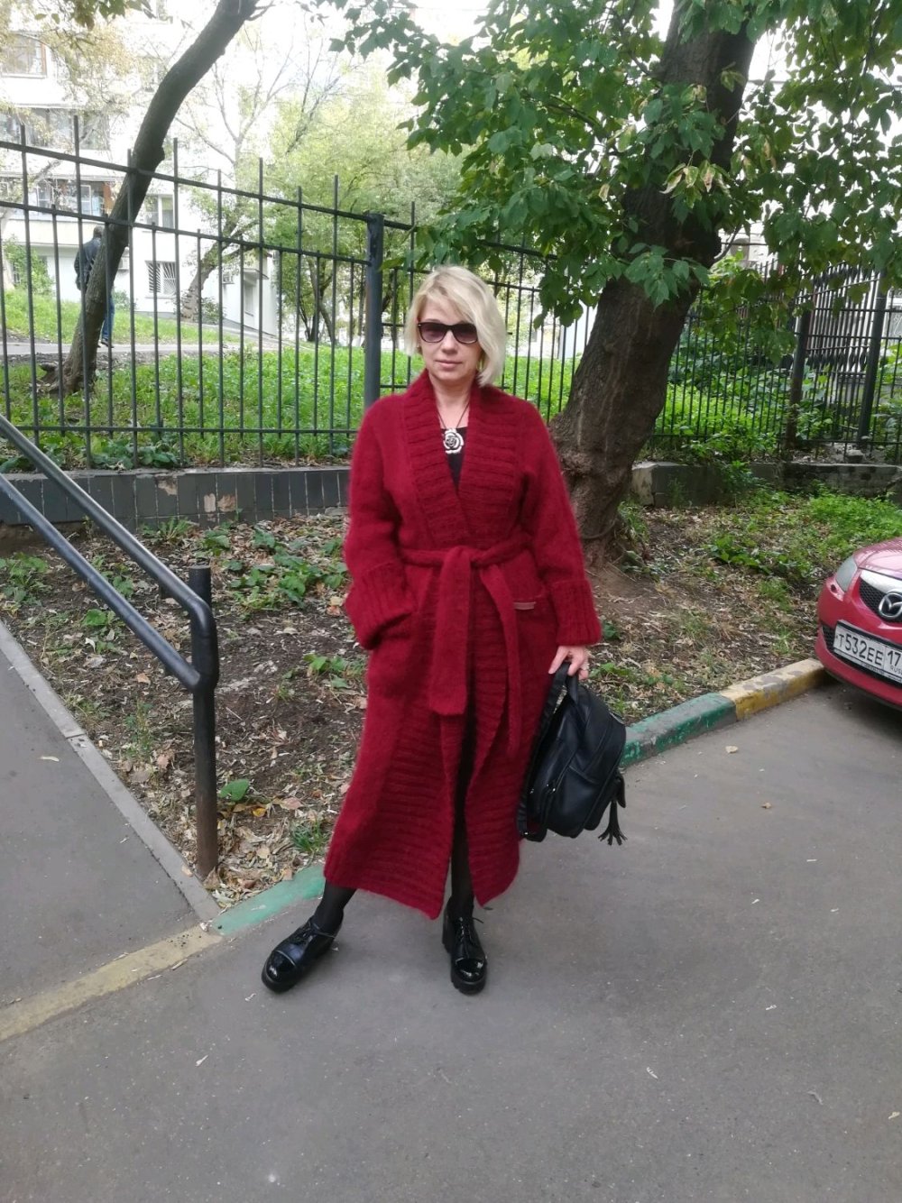 Вязаное мохеровое пальто