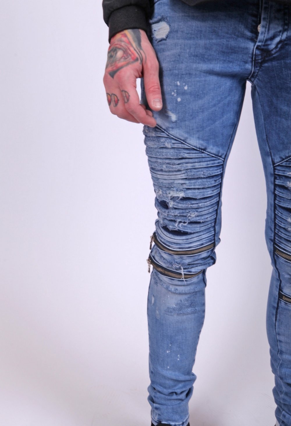 Кожаные заплатки на джинсы