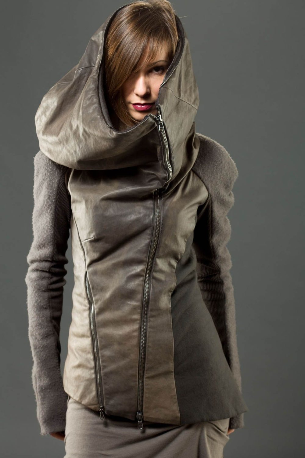 Куртка с трикотажными рукавами женская