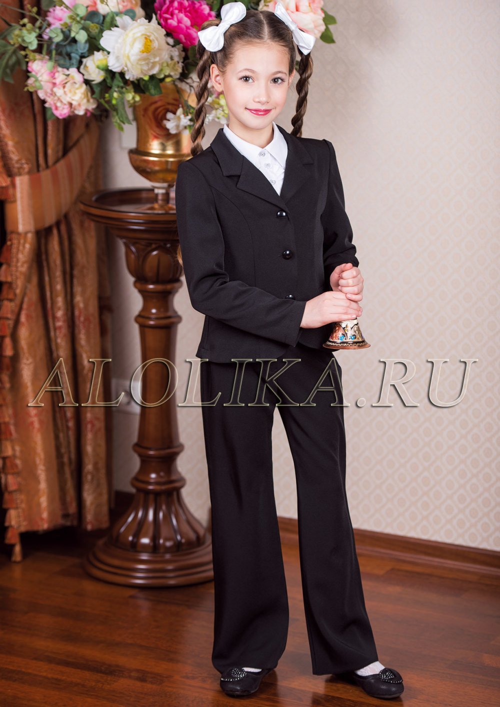 Брючный костюм женский клеш