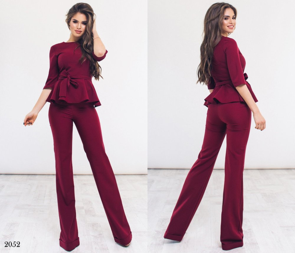 Чёрный брючный костюм на выпускной