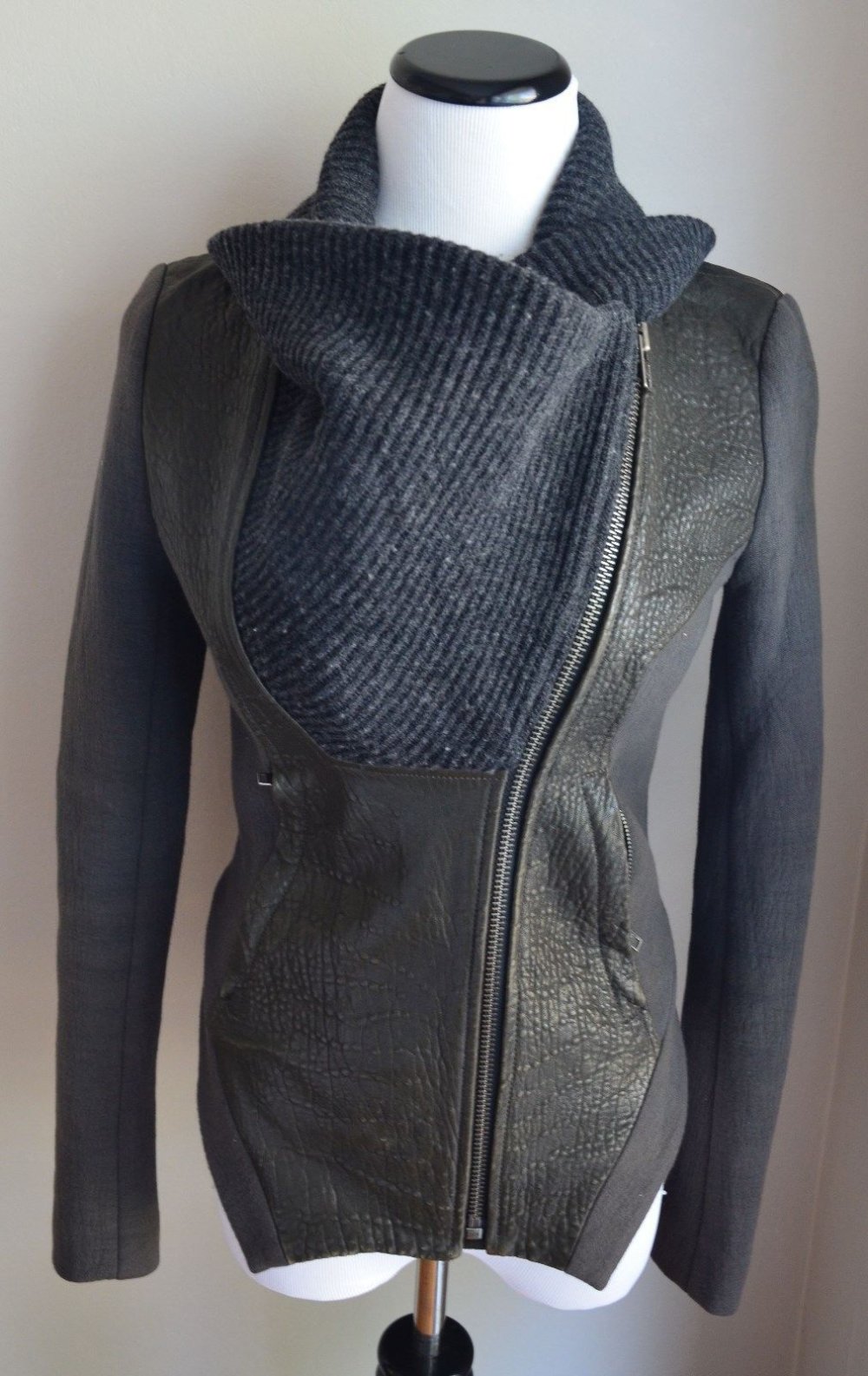 Комбинированные кожаные куртки женские