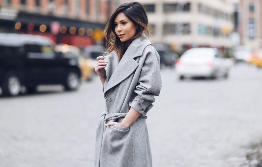 Пальто с двумя разрезами по бокам