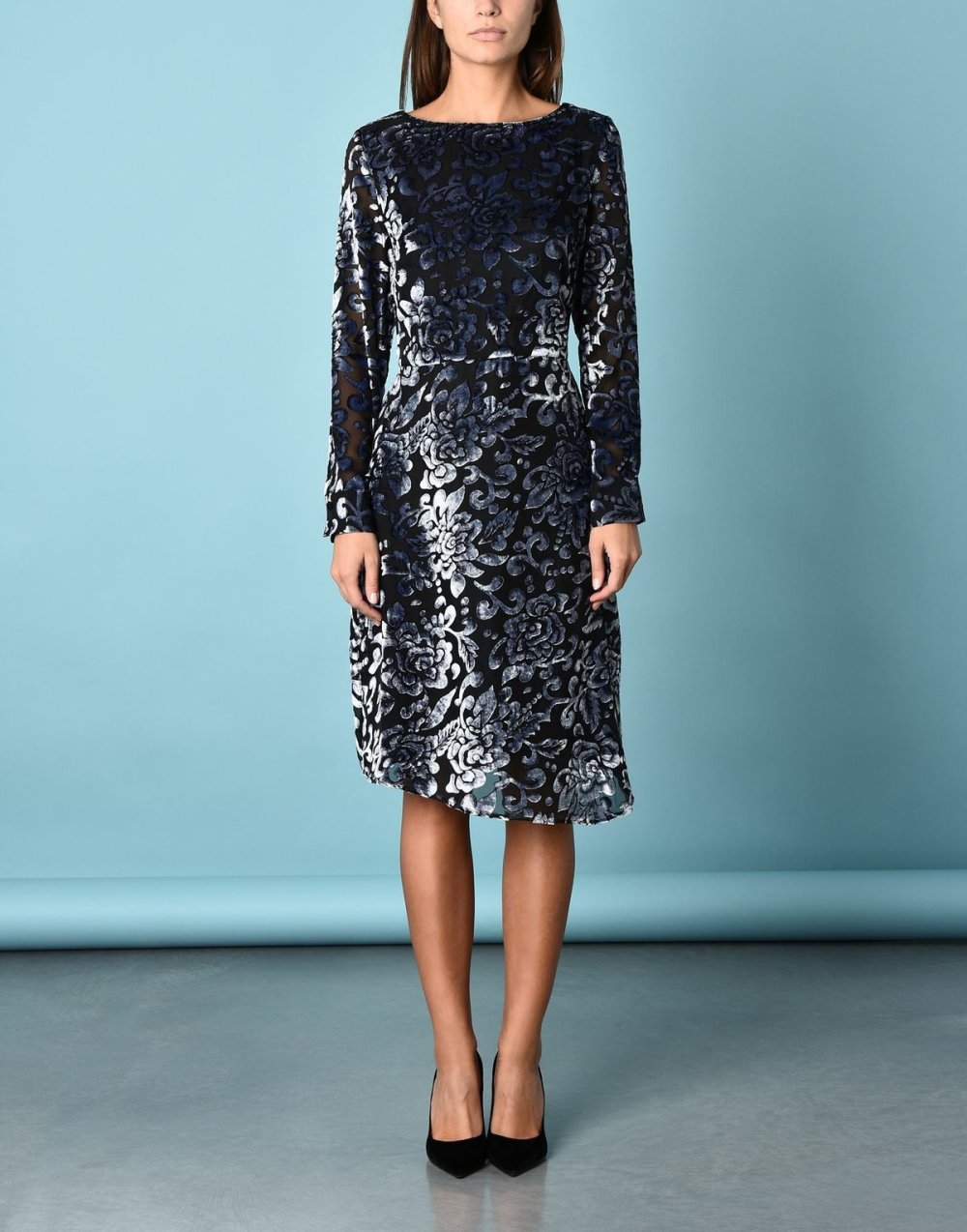 Переделка платья из бархата