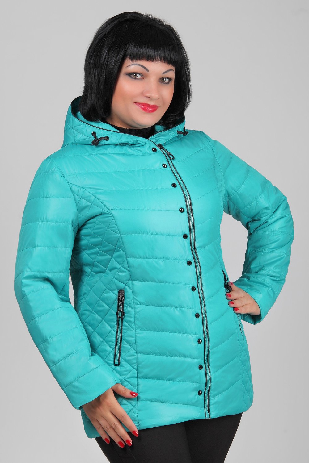 Стеганая куртка женская для полных
