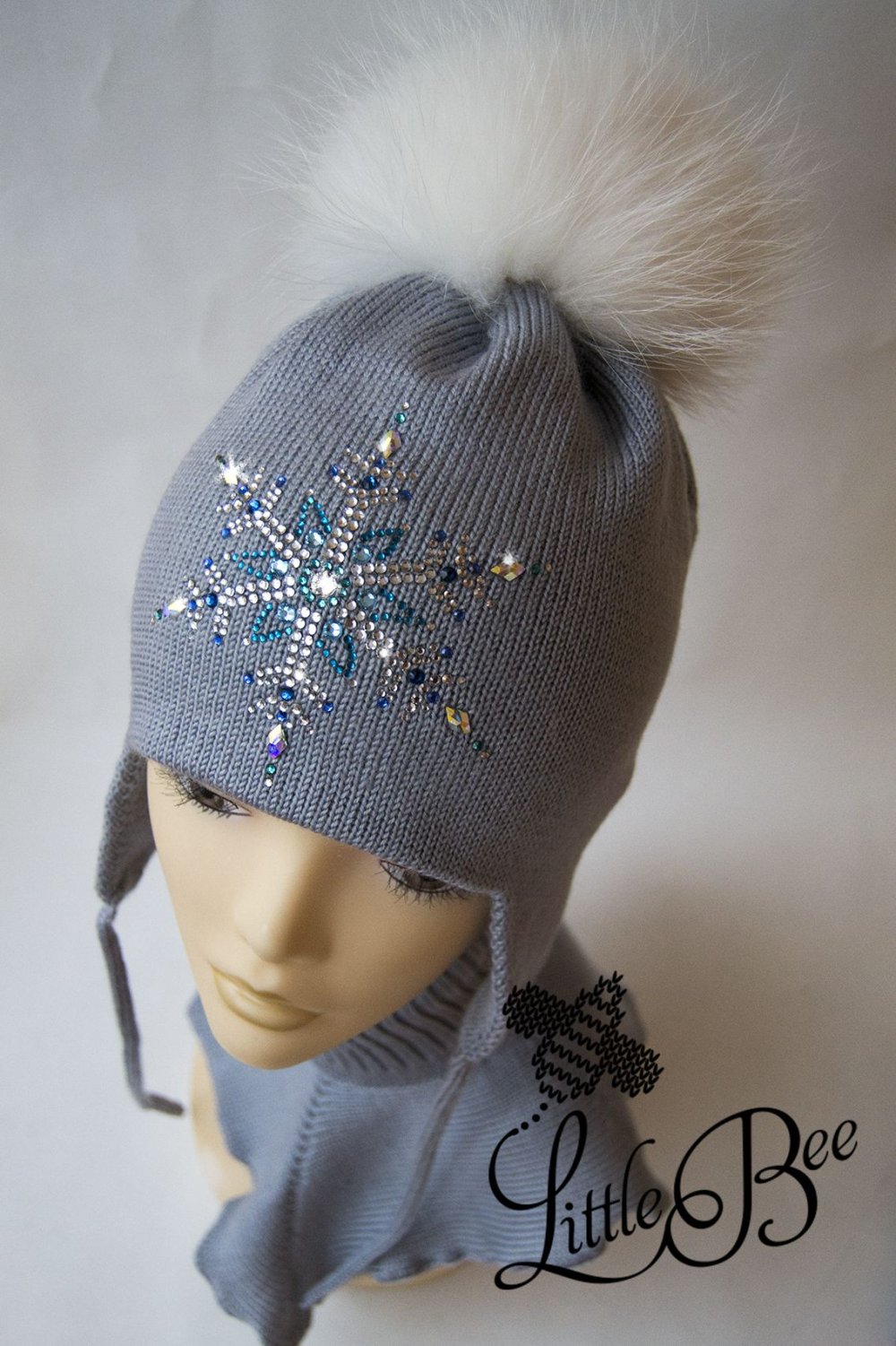 Шапки расшитые стразами