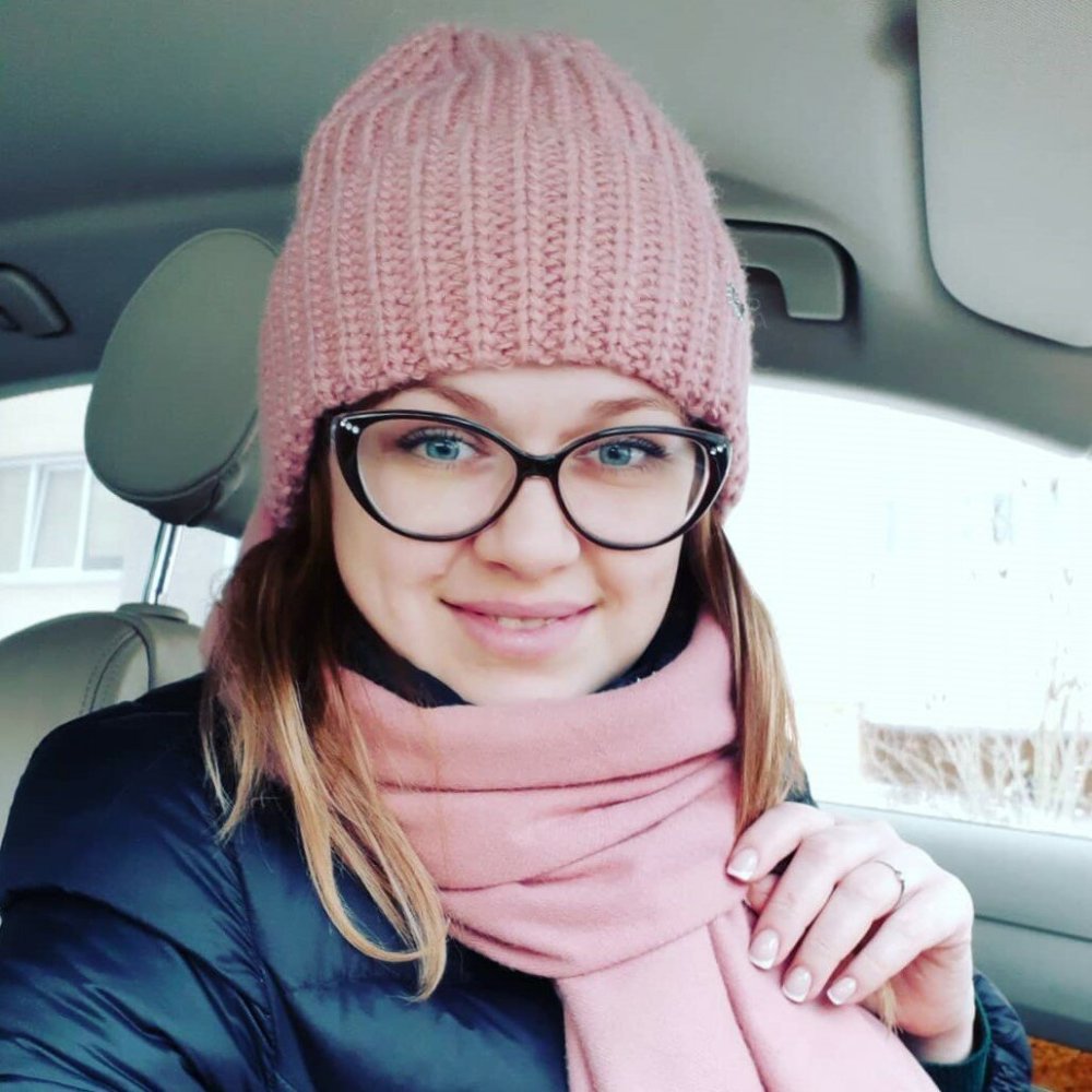 Модные шапки и очки