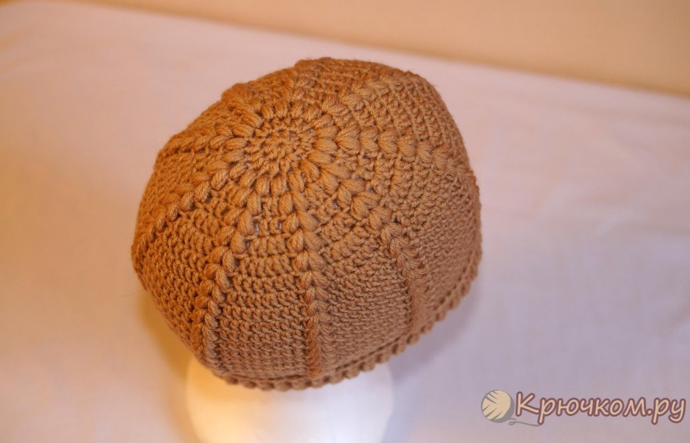 Шапочки рельефным столбиком от Марины Феддер