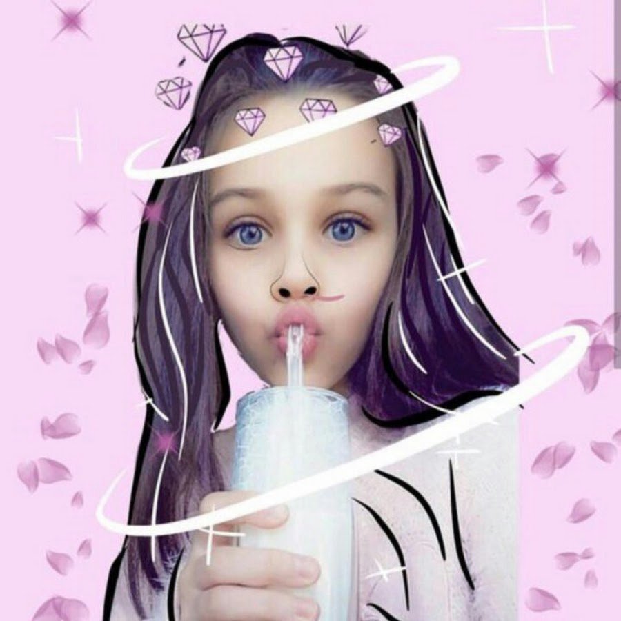 Милана Гогунская в школе