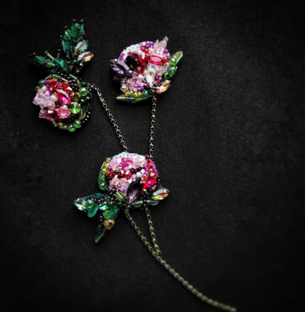 Ольга Гусева брошь пион