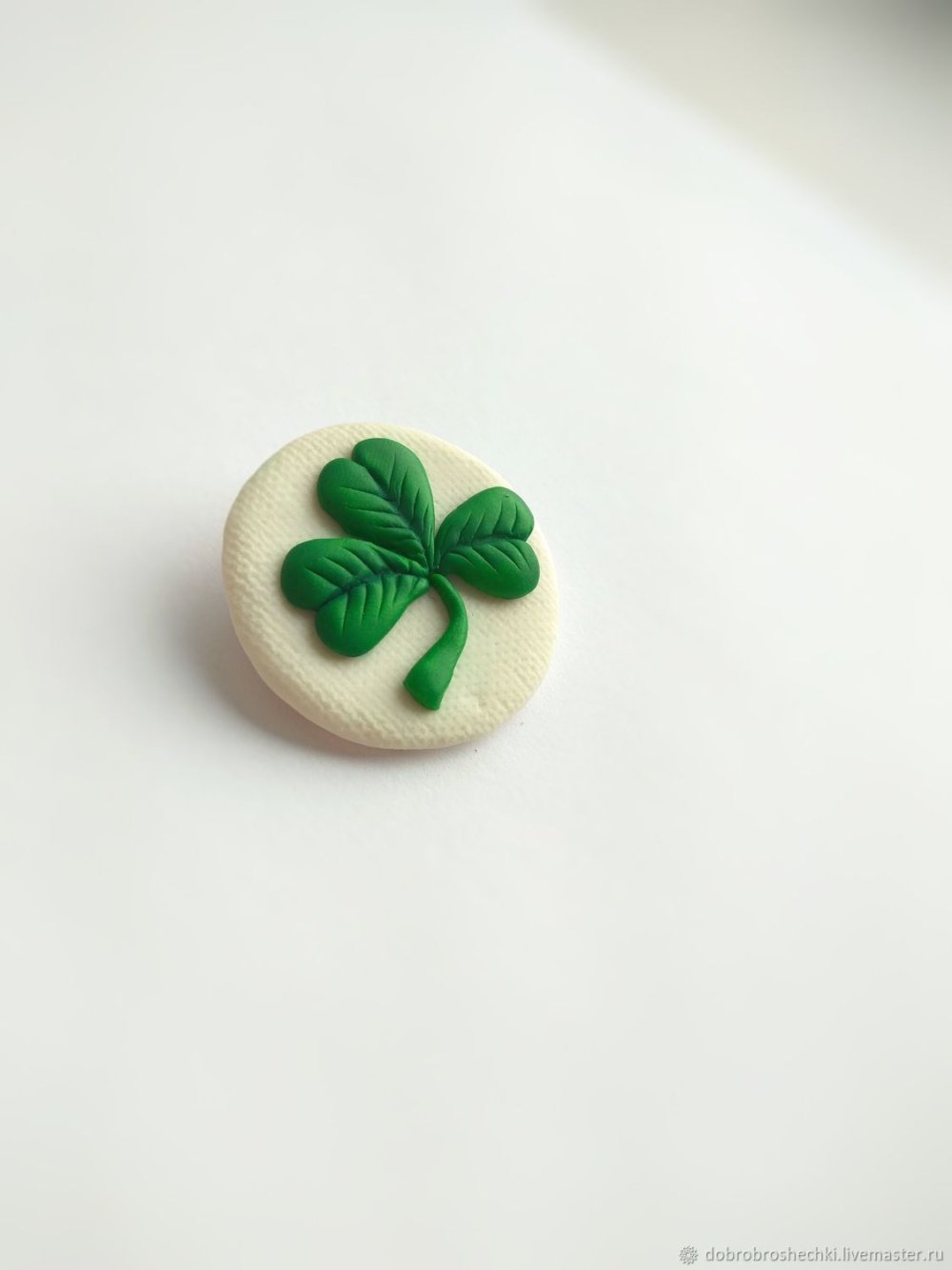 Украшения в виде ягод из полимерной глины