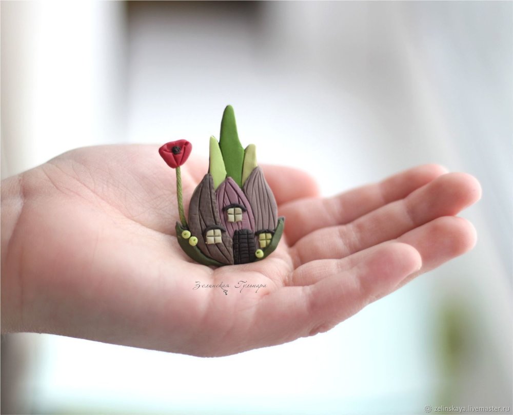 Брошь Клевер из полимерной глины