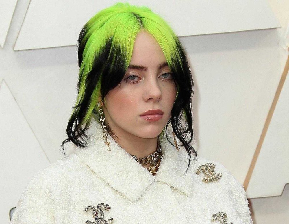 Билли Айлиш прическа