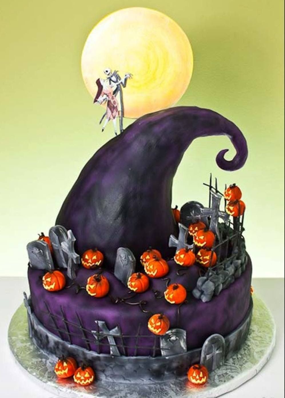 Торт с ведьмой