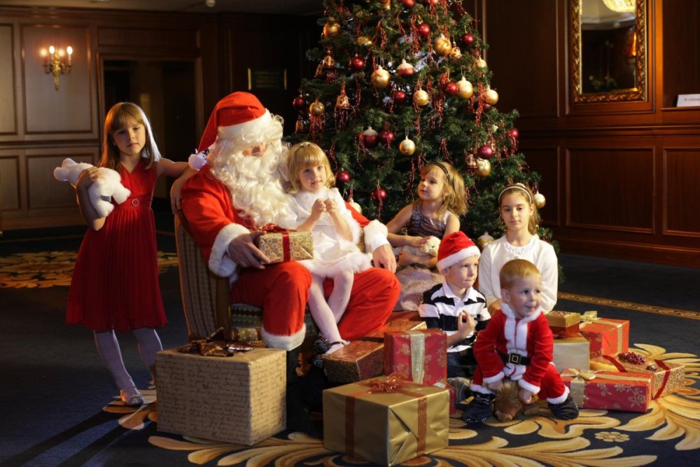 Новый год семейный праздник