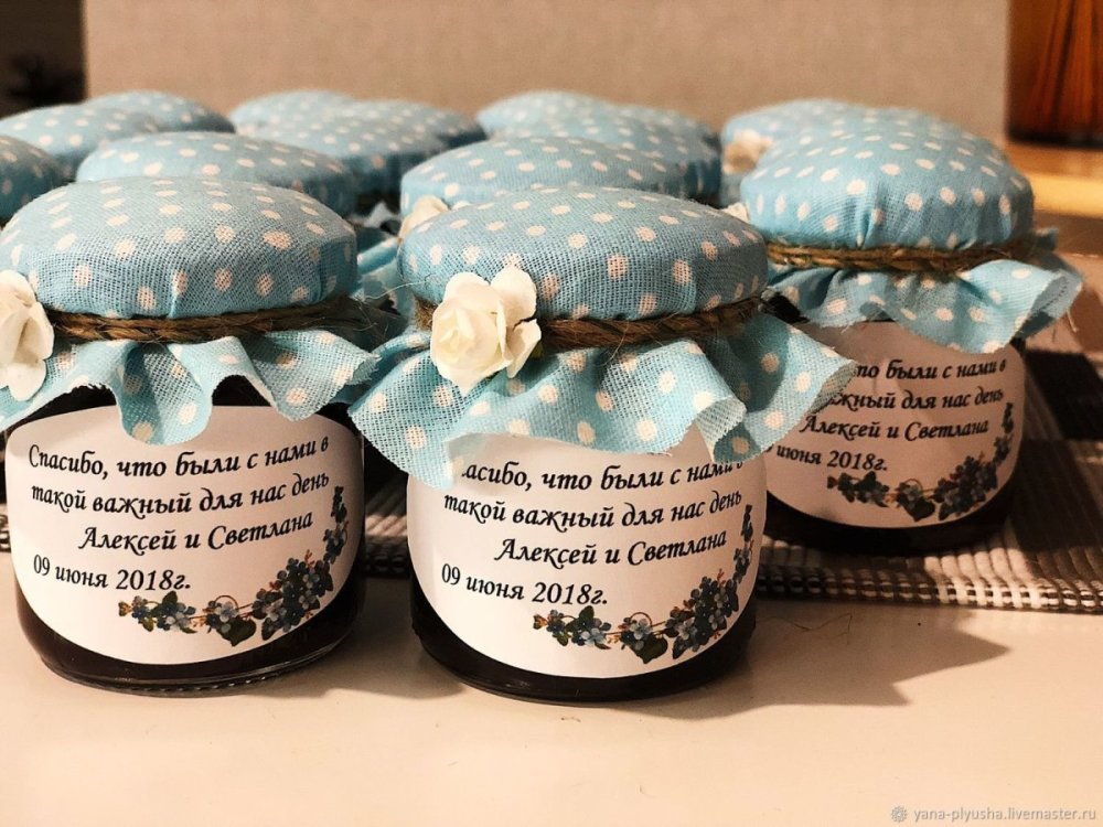 Оригинальные подарки гостям