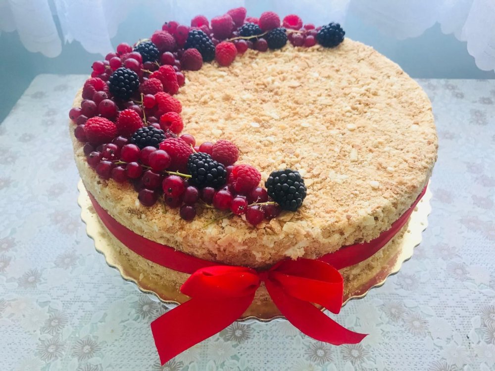 Украшение торта Наполеон