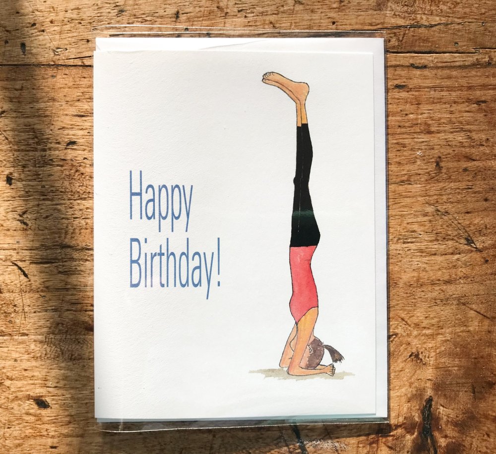 С днем рождения йога девушка